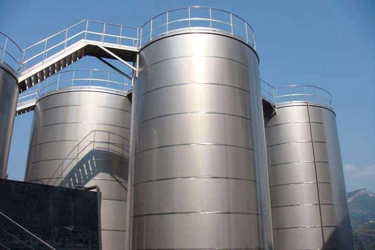Application-of-Stainless-Steel-in-Storage-Tanks